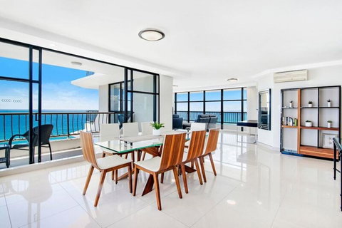 ULTIQA Beach Haven On Broadbeach - Surfers Gold Coast 28