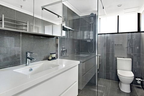 ULTIQA Beach Haven On Broadbeach - Surfers Gold Coast 6