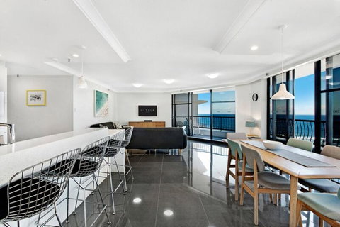 ULTIQA Beach Haven On Broadbeach - Surfers Gold Coast 10