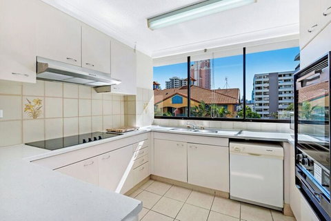 ULTIQA Beach Haven On Broadbeach - Surfers Gold Coast 41