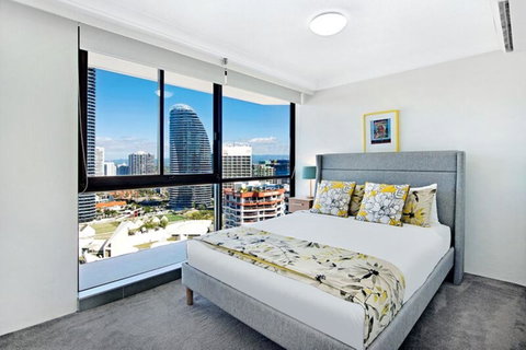 ULTIQA Beach Haven On Broadbeach - Surfers Gold Coast 7