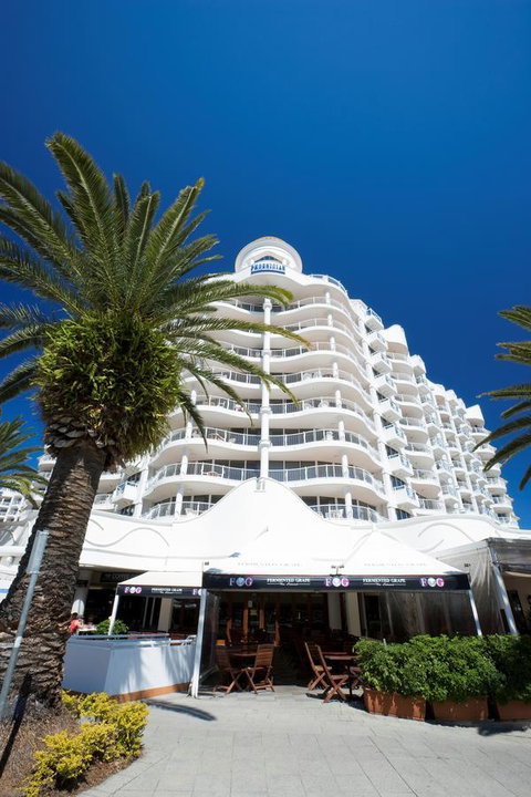 The Phoenician Resort - Surfers Gold Coast 4