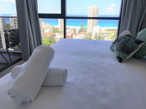 Qube Broadbeach Ocean View Apartments - Surfers Gold Coast 20