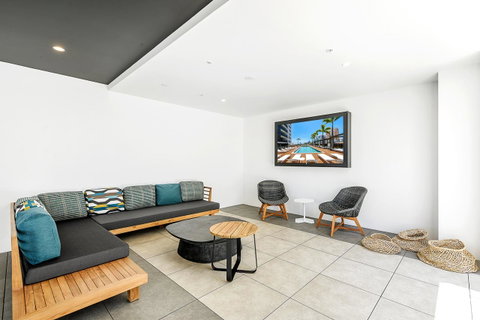 Qube Broadbeach Ocean View Apartments - Surfers Gold Coast 32