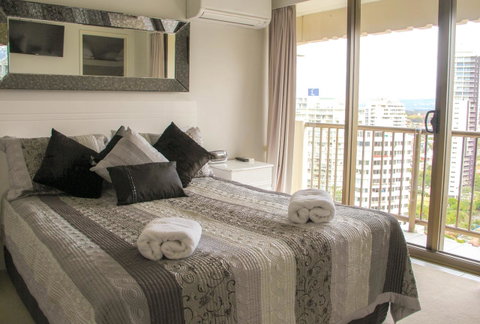 De Ville Apartments - Surfers Gold Coast 15