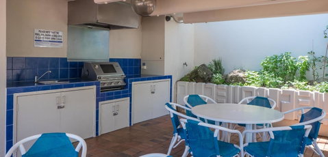 De Ville Apartments - Surfers Gold Coast 33