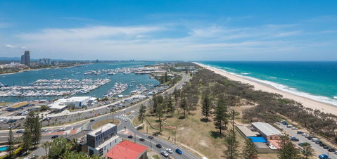 De Ville Apartments - Surfers Gold Coast 16