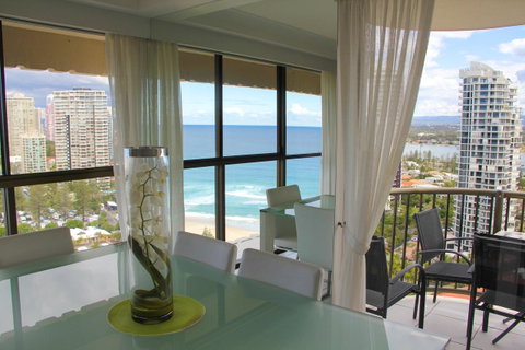 De Ville Apartments - Surfers Gold Coast 19