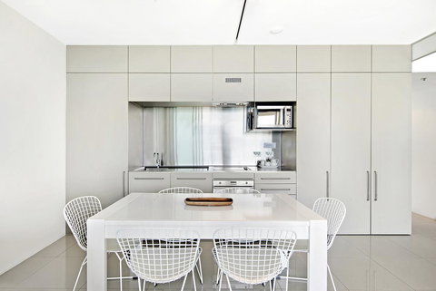 ULTIQA Air On Broadbeach - Surfers Gold Coast 35