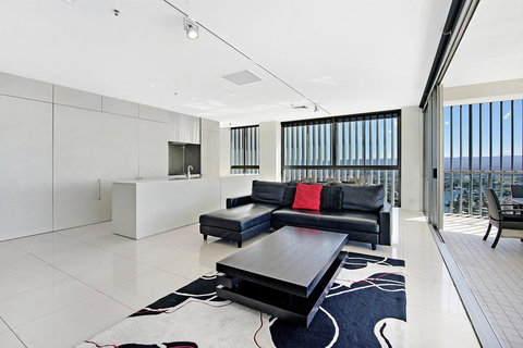 ULTIQA Air On Broadbeach - Surfers Gold Coast 22