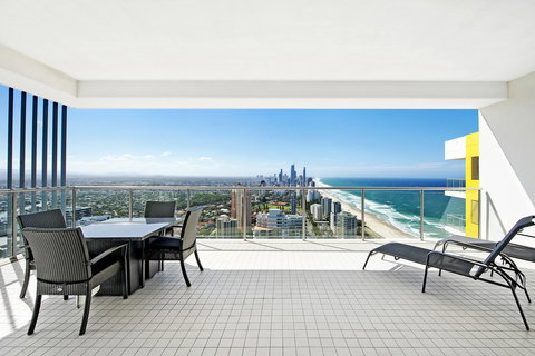 ULTIQA Air On Broadbeach - Surfers Gold Coast 20