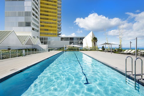 ULTIQA Air On Broadbeach - Surfers Gold Coast 5