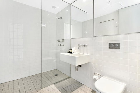 ULTIQA Air On Broadbeach - Surfers Gold Coast 23