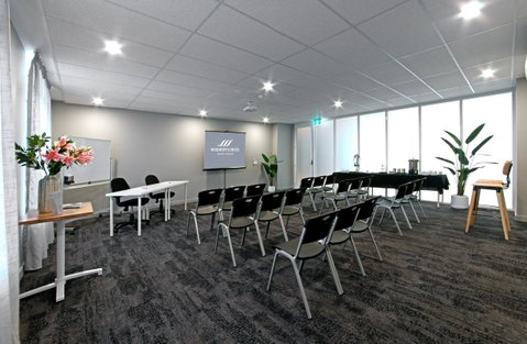 Woodroffe Hotel - Surfers Gold Coast 27