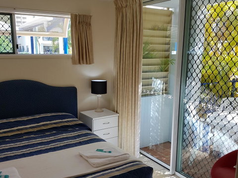 Surfers Beach Resort One - Surfers Gold Coast 15