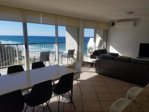 Golden Sands On The Beach - Absolute Beachfront Apartments - Surfers Gold Coast 35