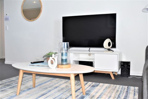 Gold Coast Private Apartments - H Residences, Surfers Paradise - Surfers Gold Coast 14