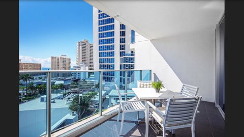 Gold Coast Private Apartments - H Residences, Surfers Paradise - Surfers Gold Coast 35