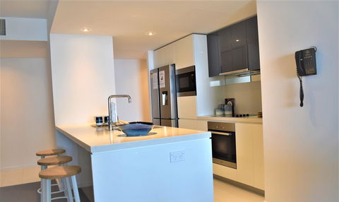 Gold Coast Private Apartments - H Residences, Surfers Paradise - Surfers Gold Coast 10