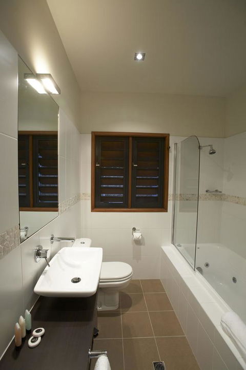 Pure Magnetic Villa 9 - Surfers Gold Coast 6
