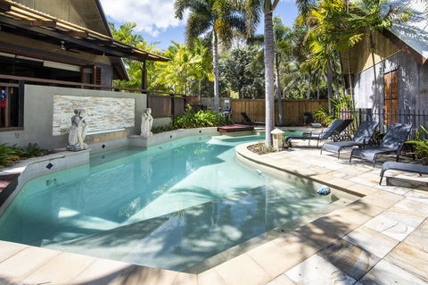 Pure Magnetic Villa 9 - Surfers Gold Coast 13