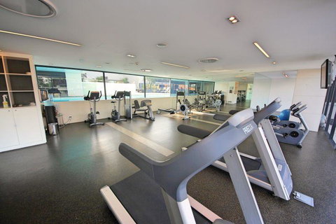 Luxury 3 Bedroom In Heart Of Broadbeach - Surfers Gold Coast 9