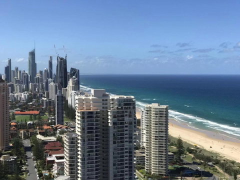 Luxury 3 Bedroom In Heart Of Broadbeach - Surfers Gold Coast 1