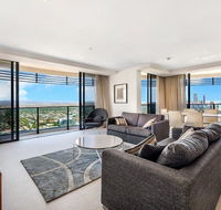 Luxury 3 Bedroom in heart of Broadbeach - Surfers Gold Coast