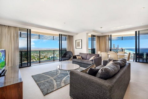 Luxury 3 Bedroom In Heart Of Broadbeach - Surfers Gold Coast 0