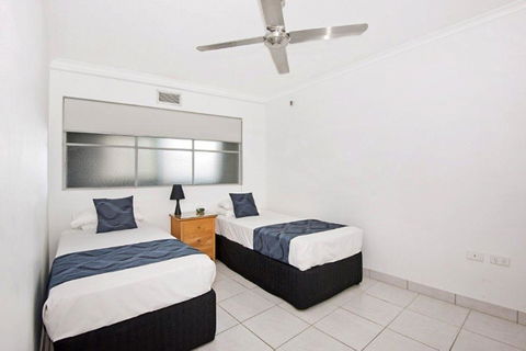 Surfers International Apartments - Surfers Gold Coast 10