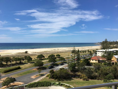 Kirra Surf Apartments - Surfers Gold Coast 28