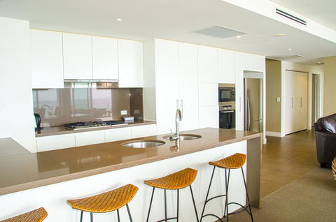 Kirra Surf Apartments - Surfers Gold Coast 31
