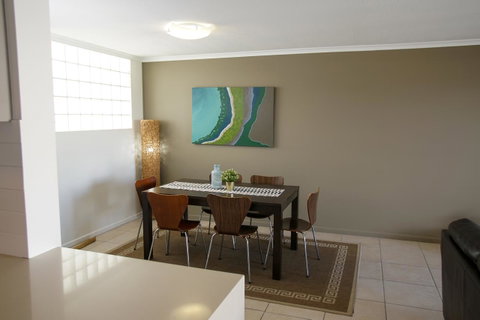 San Marino By The Sea Apartments - Surfers Gold Coast 34