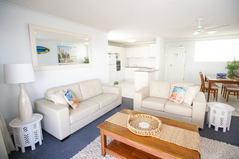 San Marino By The Sea Apartments - Surfers Gold Coast 6