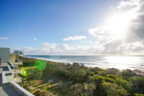San Marino By The Sea Apartments - Surfers Gold Coast 2