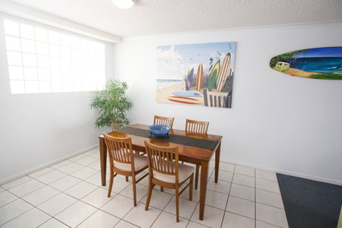 San Marino By The Sea Apartments - Surfers Gold Coast 5