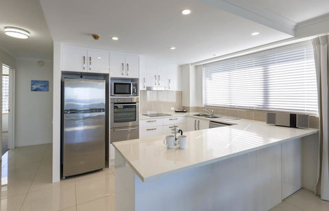 South Pacific Plaza - Official - Surfers Gold Coast 1