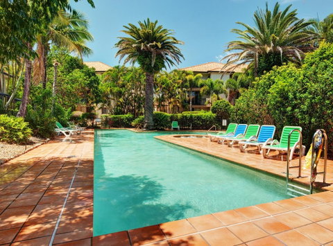 Turtle Beach Resort - Surfers Gold Coast 10