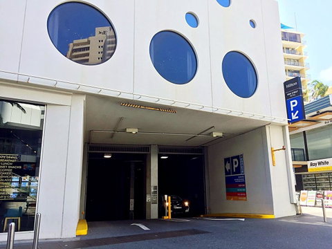 H Luxury Residence Apartments - Holiday Paradise - Surfers Gold Coast 18