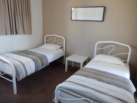 Golden Gate Resort - Surfers Gold Coast 23