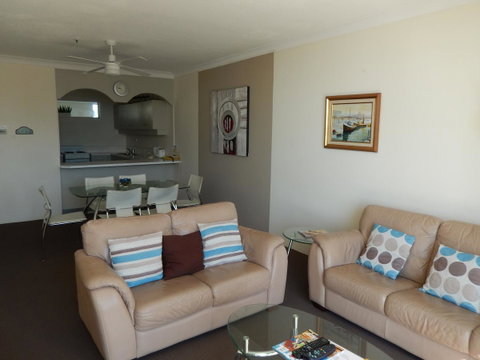 Golden Gate Resort - Surfers Gold Coast 16