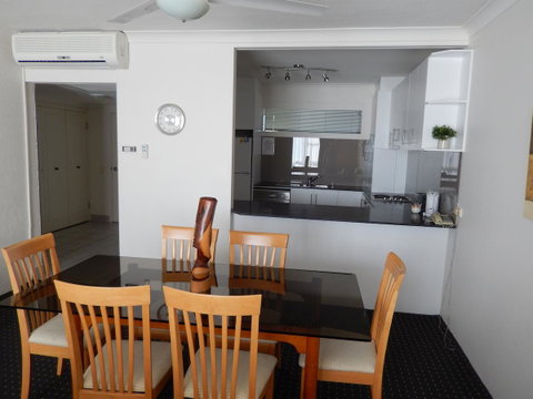 Golden Gate Resort - Surfers Gold Coast 33