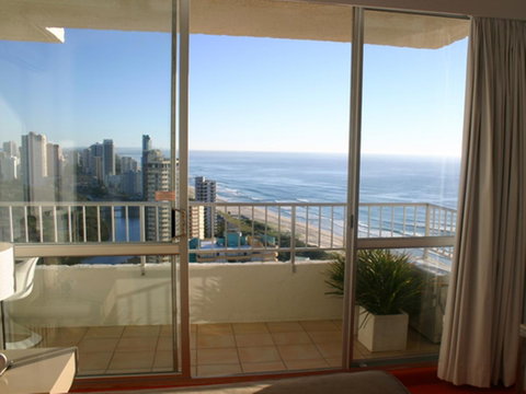 Golden Gate Resort - Surfers Gold Coast 5