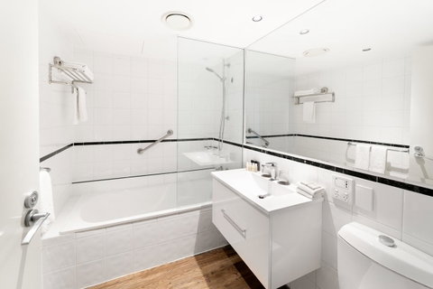 Voco Gold Coast, An IHG Hotel - Surfers Gold Coast 22