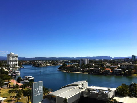PeepSleep Chevron Towers - Surfers Gold Coast 42