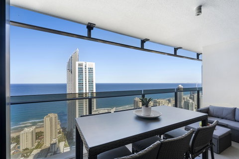 Circle On Cavill - Gclr - Surfers Gold Coast 31