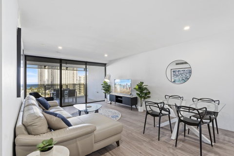 Circle On Cavill - Gclr - Surfers Gold Coast 8