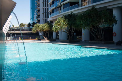 Circle On Cavill - Gclr - Surfers Gold Coast 38