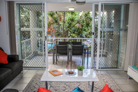 Surfers Beach Holiday Apartments - Surfers Gold Coast 14