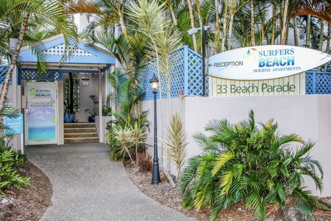 Surfers Beach Holiday Apartments - Surfers Gold Coast 1